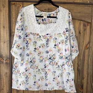 Blair Floral Lace Women's Blouse